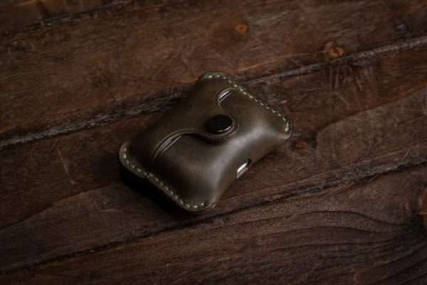 Handmade Leather Apple AirPod Pro Case - Image 4