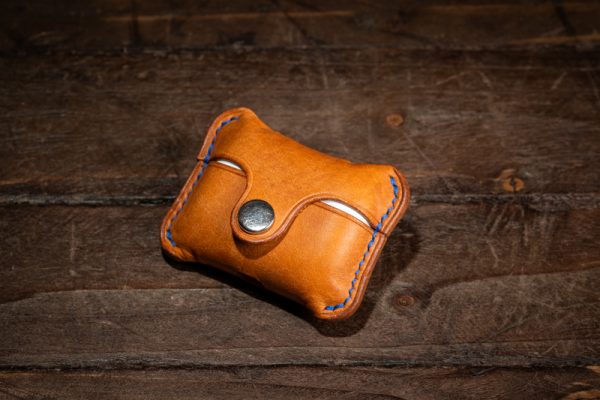 Handmade Leather Apple AirPod Pro Case - Image 3