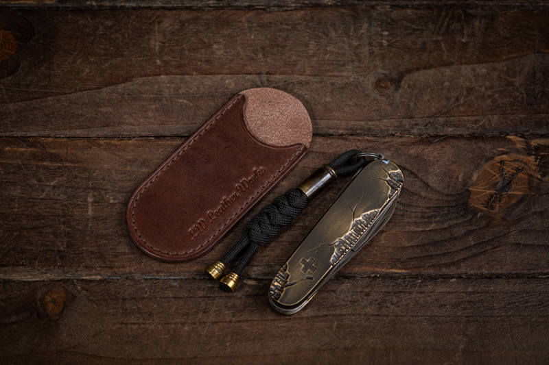Handmade leather Swiss Army Knife Slip 91mm