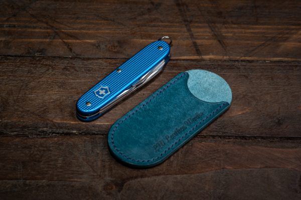Handmade Leather Swiss Army Knife Slip 91mm - Small - Image 3