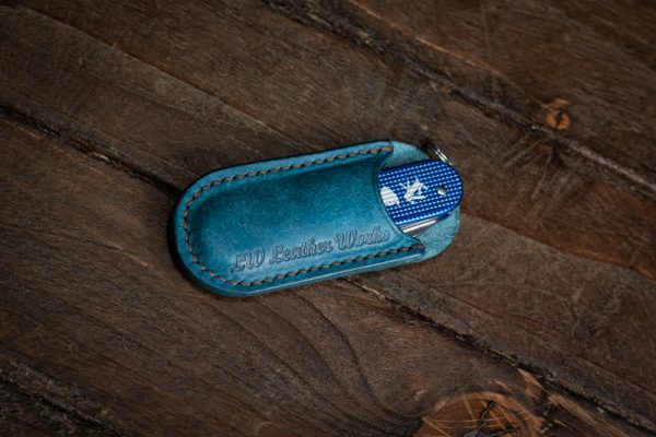 Handmade Leather Swiss Army Knife Slip 84mm - Image 3