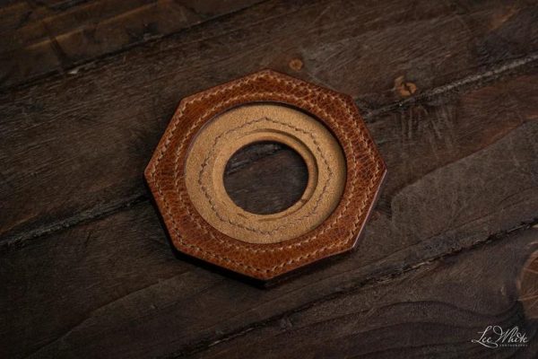Handmade Leather Patch and Coin Holder - Image 4