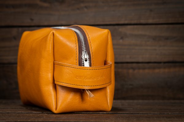 Handmade Leather Travel Wash Bag - Image 2